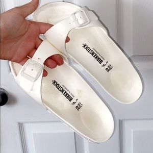 White Birkenstock’s super cute